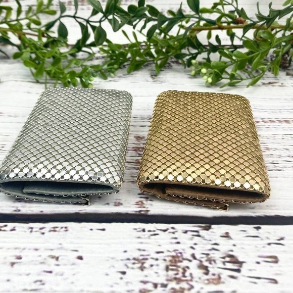 Vintage Tri-Fold Metallic Gold and Silver Key Holder Set - Picture 4 of 11